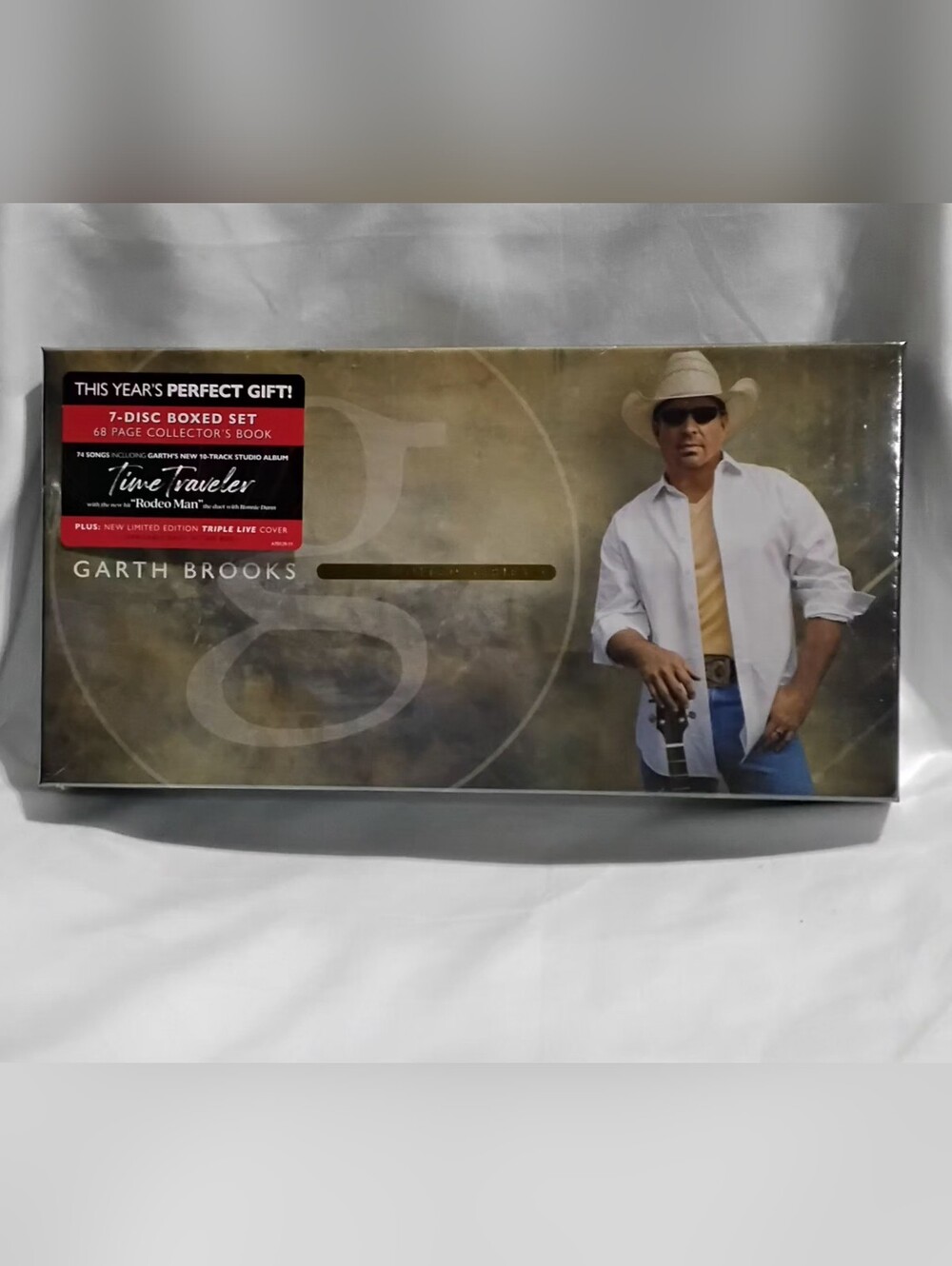 Garth Brooks The Limited Series 7 Disc CD Box Set w/ Collector's Book 2023